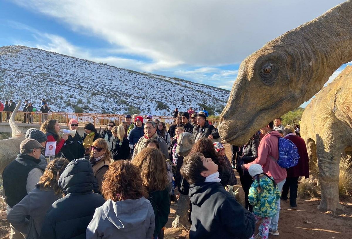 Los niños disfrutan del paseo. Los niños disfrutan del paseo.