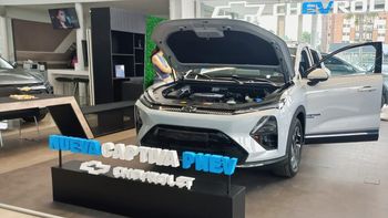 Territorio Yacopini presentó la nueva Chevrolet Captiva PHEV, el primer híbrido enchufable de la marca Territorio Yacopini presentó la nueva Chevrolet Captiva PHEV, el primer híbrido enchufable de la marca
