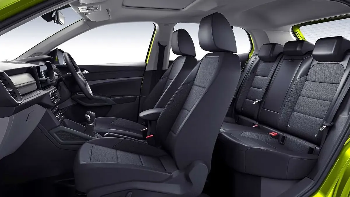 El interior del Volkswagen Tera no tiene nada que envidiarle a otros SUV más costosos. El interior del Volkswagen Tera no tiene nada que envidiarle a otros SUV más costosos.