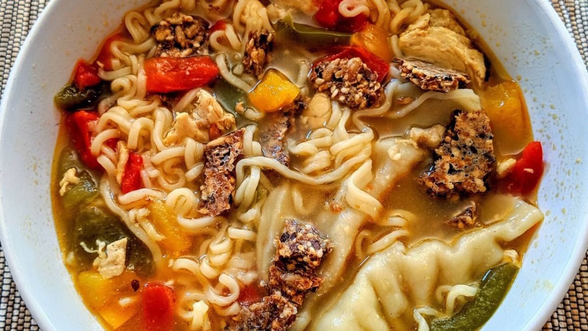 El ramen oriental es una buena opción para preparar y disfrutar junto a la familia para vivir una nueva experiencia El ramen oriental es una buena opción para preparar y disfrutar junto a la familia para vivir una nueva experiencia