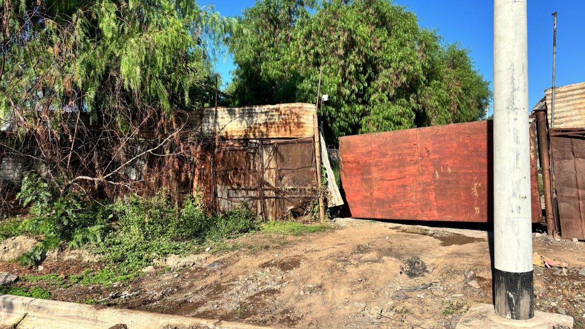Así quedó la casa en el oeste de Ciudad tras el incendio. Así quedó la casa en el oeste de Ciudad tras el incendio.