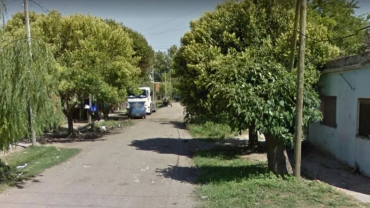 En esta zona de Claypole fue asesinado el hombre de 30 que se encontraba dentro de un auto, con una mujer, y todo apunta a una disputa por la venta de drogas