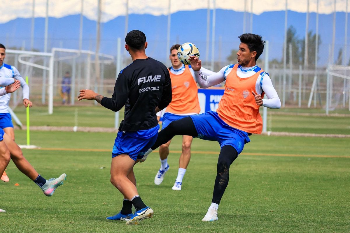 La probable formación de Godoy Cruz para enfrentar a Atlético Tucumán en un partido clave
