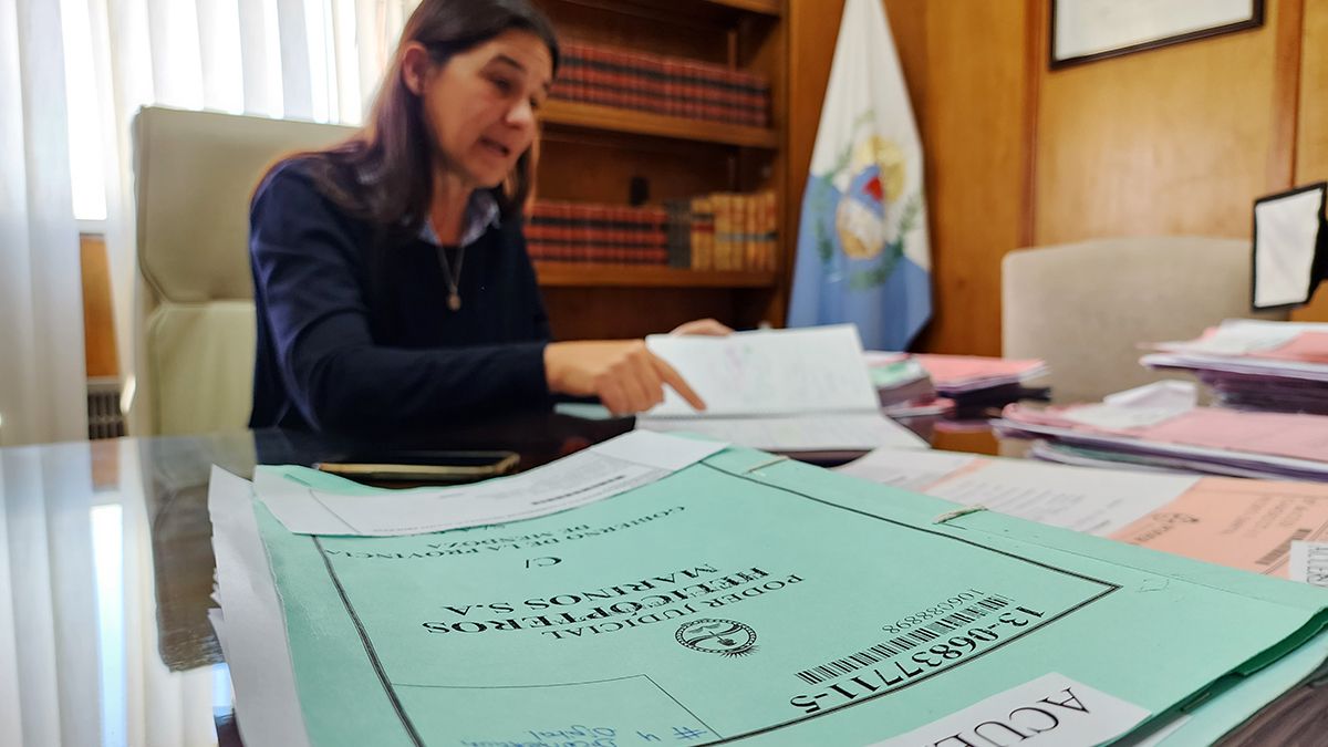 Teresa Day va al Senado para insistir en la necesidad de que haya una mujer en la Corte Suprema