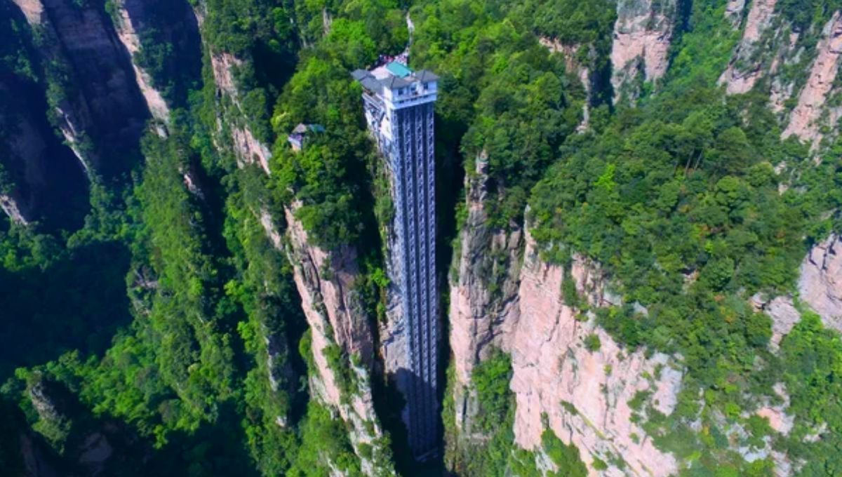 El ascensor más alto del mundo: una construcción para 50 personas y más de 300 metros de altura