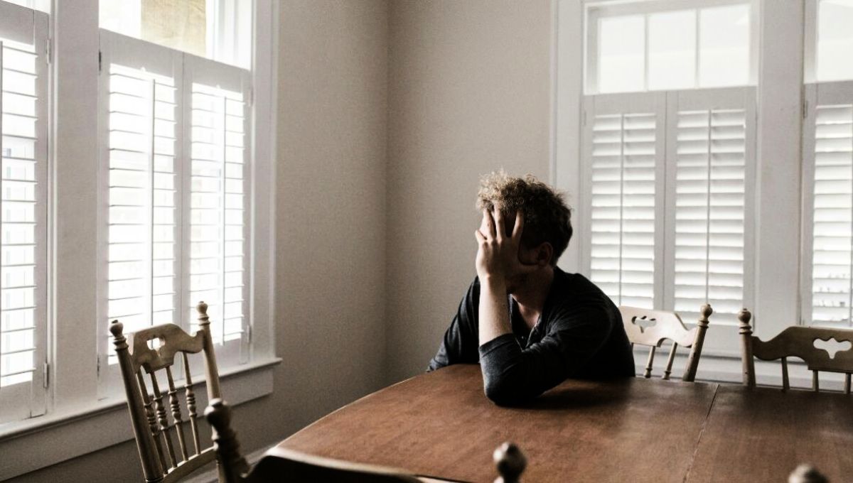 La felicidad desaparece a una determinada edad pero luego regresa, según estudio