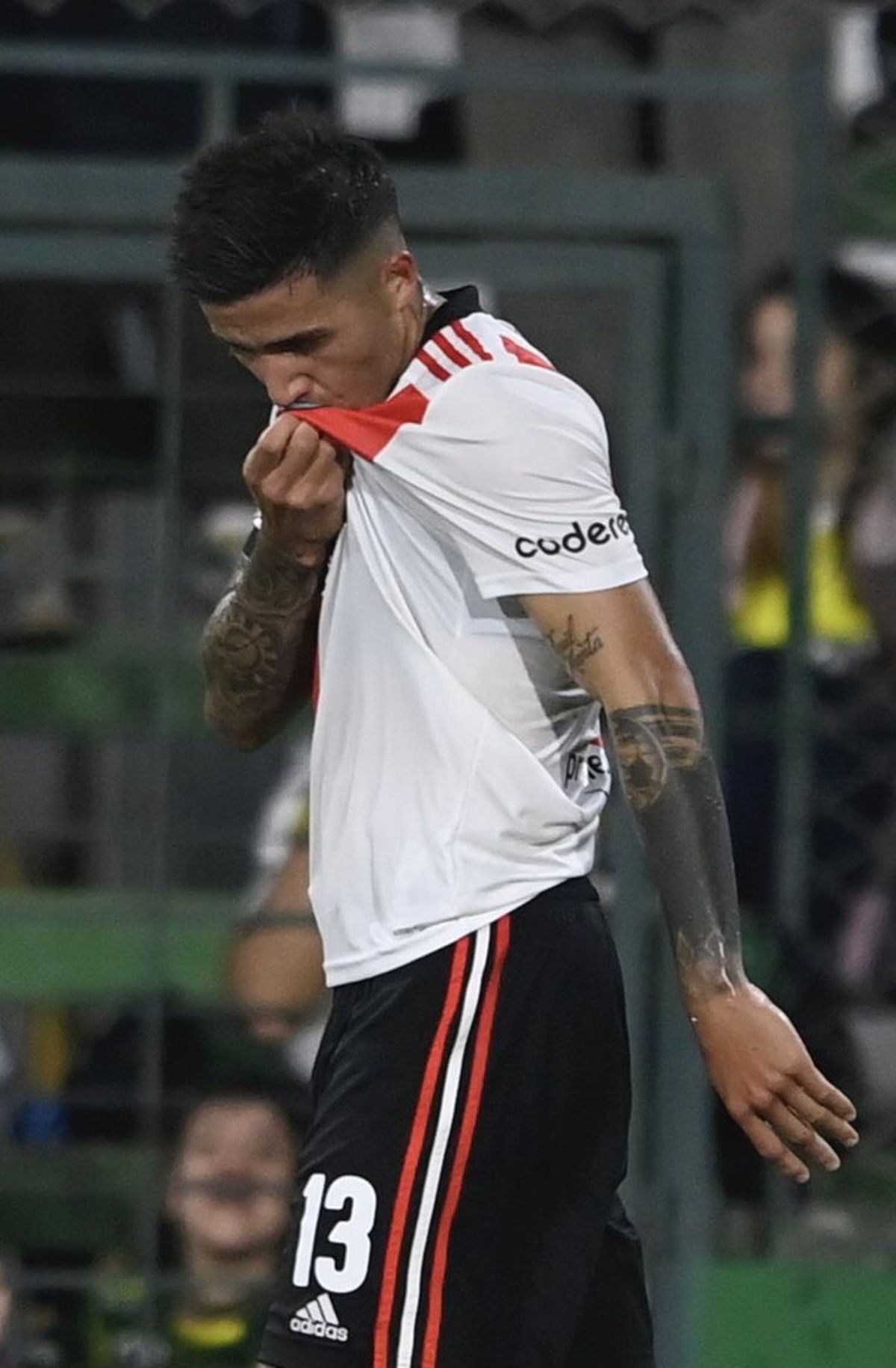 Enzo Fernández, de gran momento, sería titular en River ante Banfield