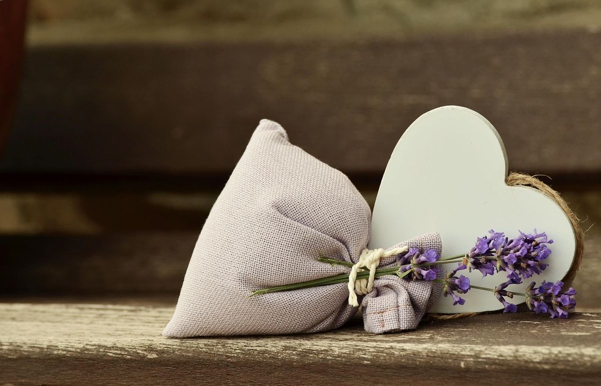 Puedes guardar la mezcla bolsitas pequeñas de este estilo. Imagen: Pixabay. Puedes guardar la mezcla bolsitas pequeñas de este estilo. Imagen: Pixabay.