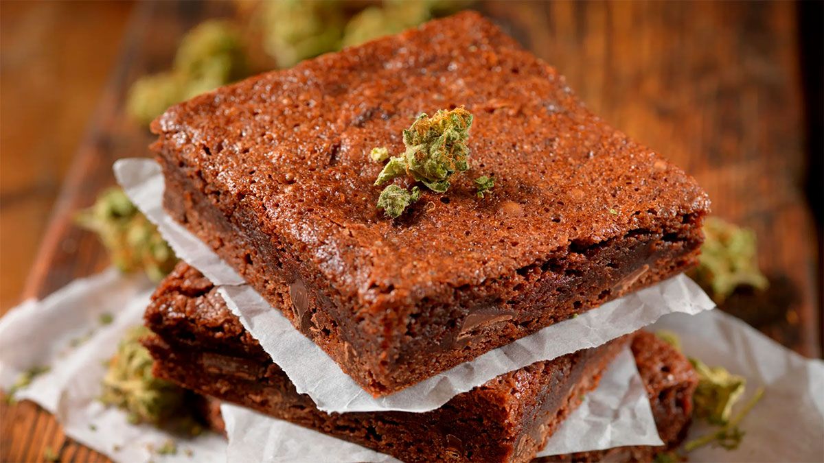 Los jóvenes estudiantes se intoxicaron luego de consumir brownies locos.