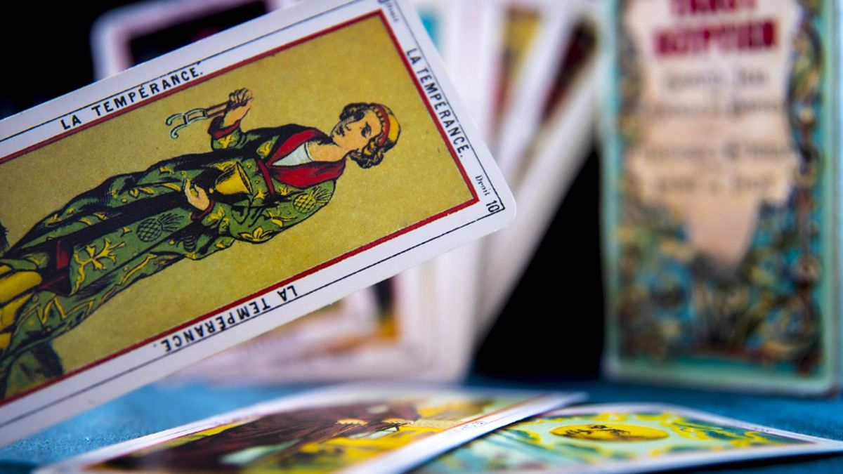 TAROT de ABRIL 2025: descubre sus predicciones en el trabajo, salud, dinero y amor