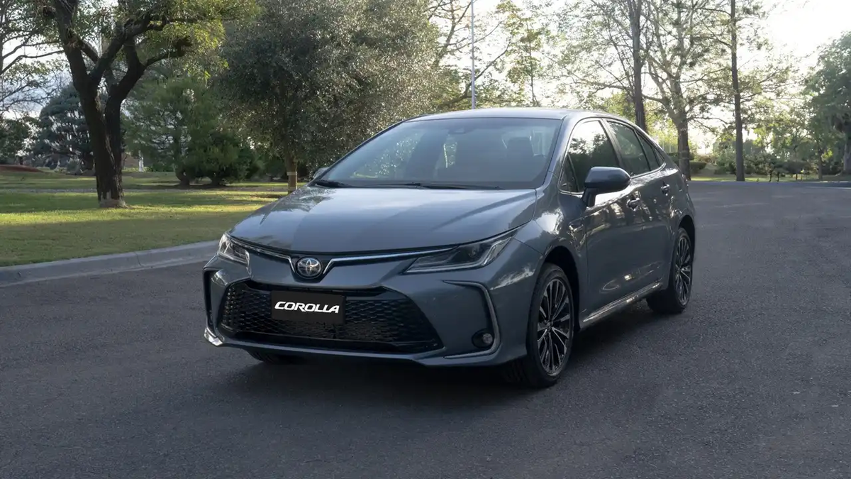 El Toyota Corolla es uno de los modelos más exitosos de la compañía japonesa. El Toyota Corolla es uno de los modelos más exitosos de la compañía japonesa.