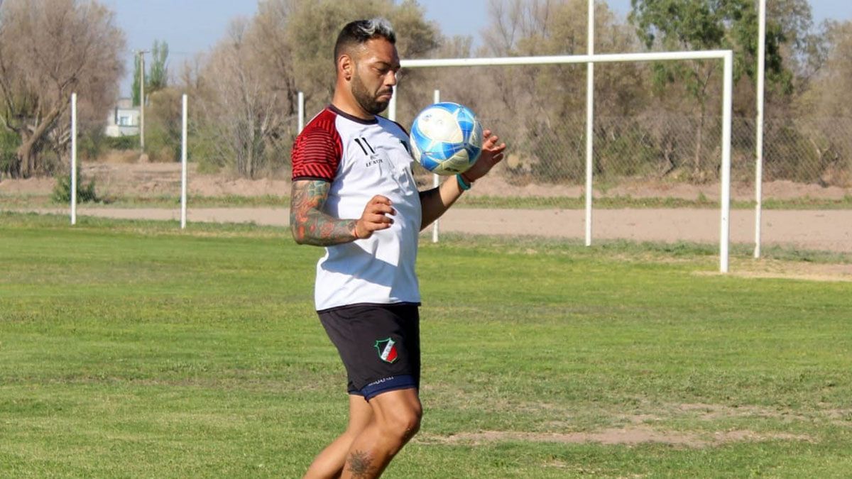 El defensor del Cruzado Alexis Viscarra. Foto: gentileza Prensa Deportivo Maipú.