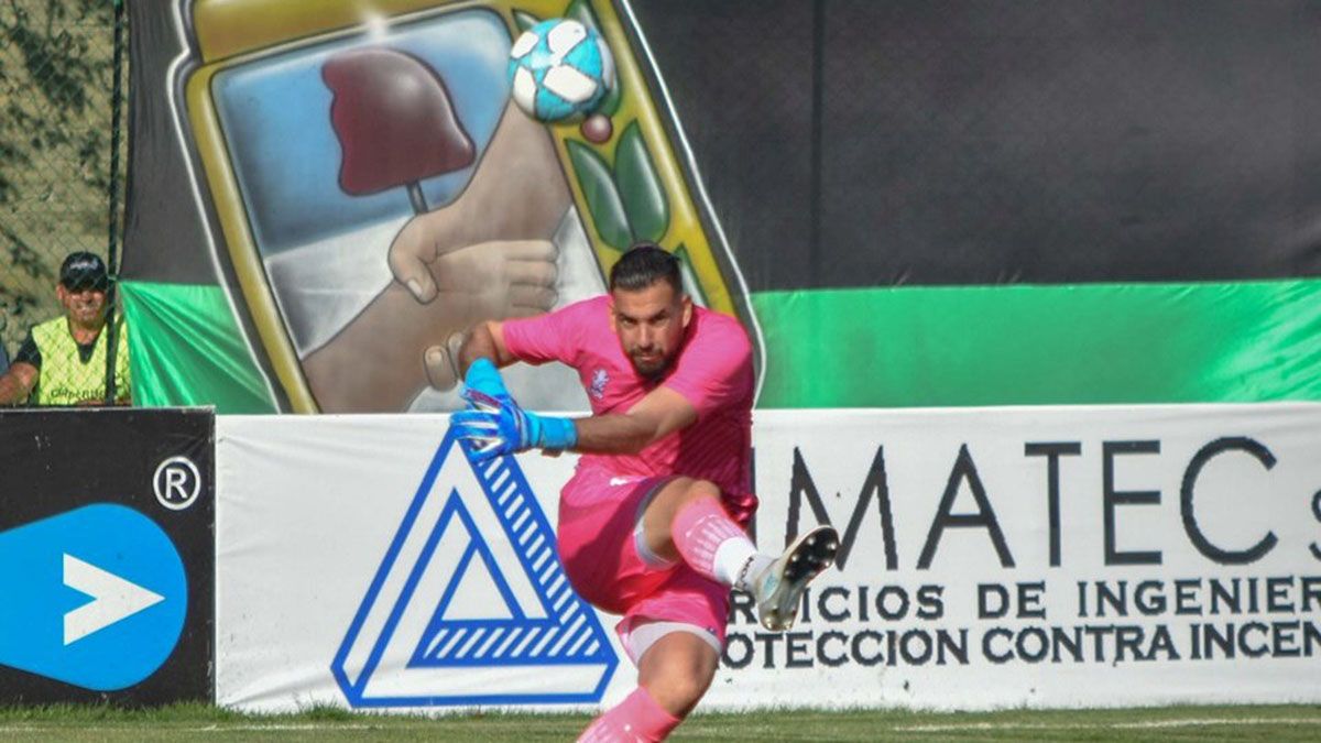 El arquero Emanuel Bilbao, el nuevo refuerzo de Huracán Las Heras.