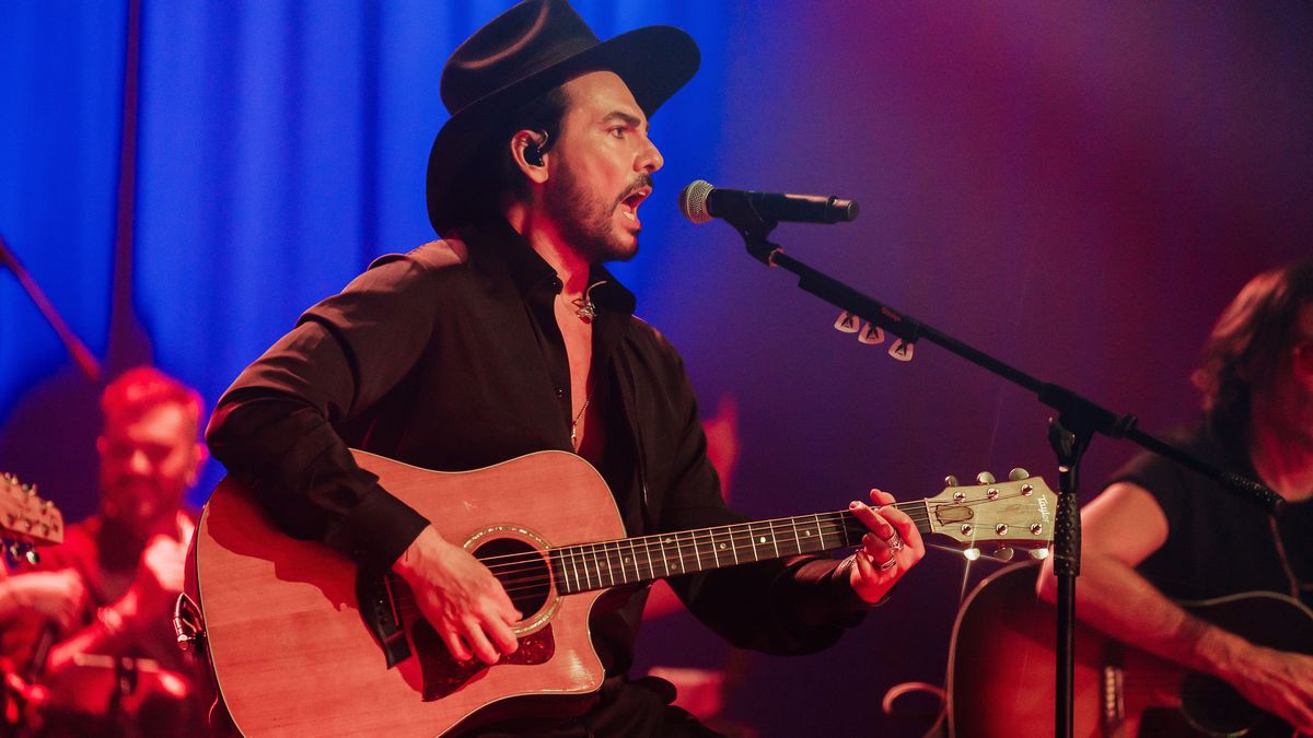 Beto Cuevas, el chileno llega a Mendoza este domingo. Beto Cuevas, el chileno llega a Mendoza este domingo.