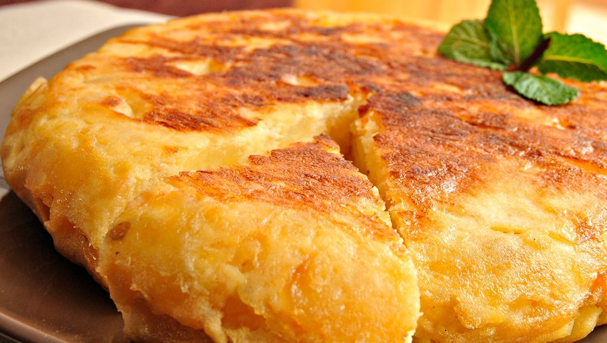 Muy buena. La tortilla de papas casera es uno de los platos más ricos que hay y tiene múltiples beneficios. Muy buena. La tortilla de papas casera es uno de los platos más ricos que hay y tiene múltiples beneficios.