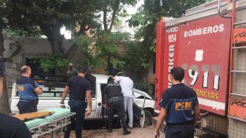 Murió un hombre luego de chocar a una moto e impactar contra un árbol