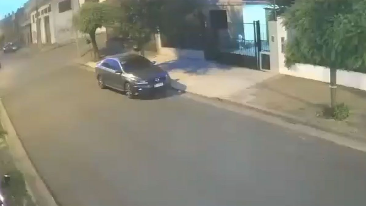 Video sensible e indignante: ladrones asaltaron una carnicería y terminaron matando a una chica en la huida