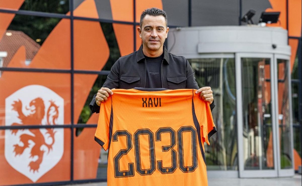 Xavi Hernández estampó su firma.