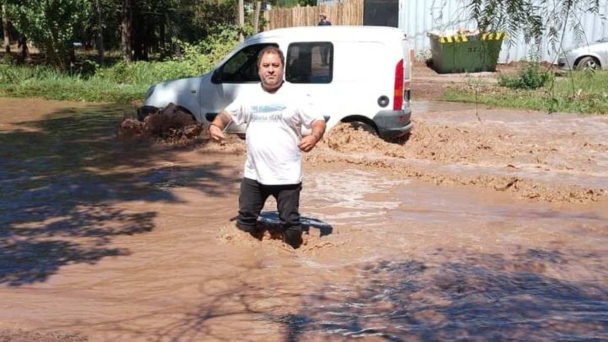 Gonzalo Titito Fernández a metros de su casa en Luján. Fotos: Gentileza.