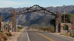 El gobierno pampeano negó que haya prohibido los viajes de egresados a San Rafael
