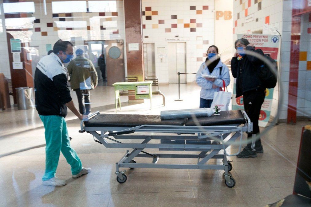 Coronavirus en Mendoza: los casos se duplicaron en 10 días y acortan los tiempos de internación