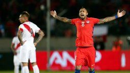 ¡Chile ganó y se acerca! La Roja venció 2 a 1 a Perú y quedó a tiro de Argentina