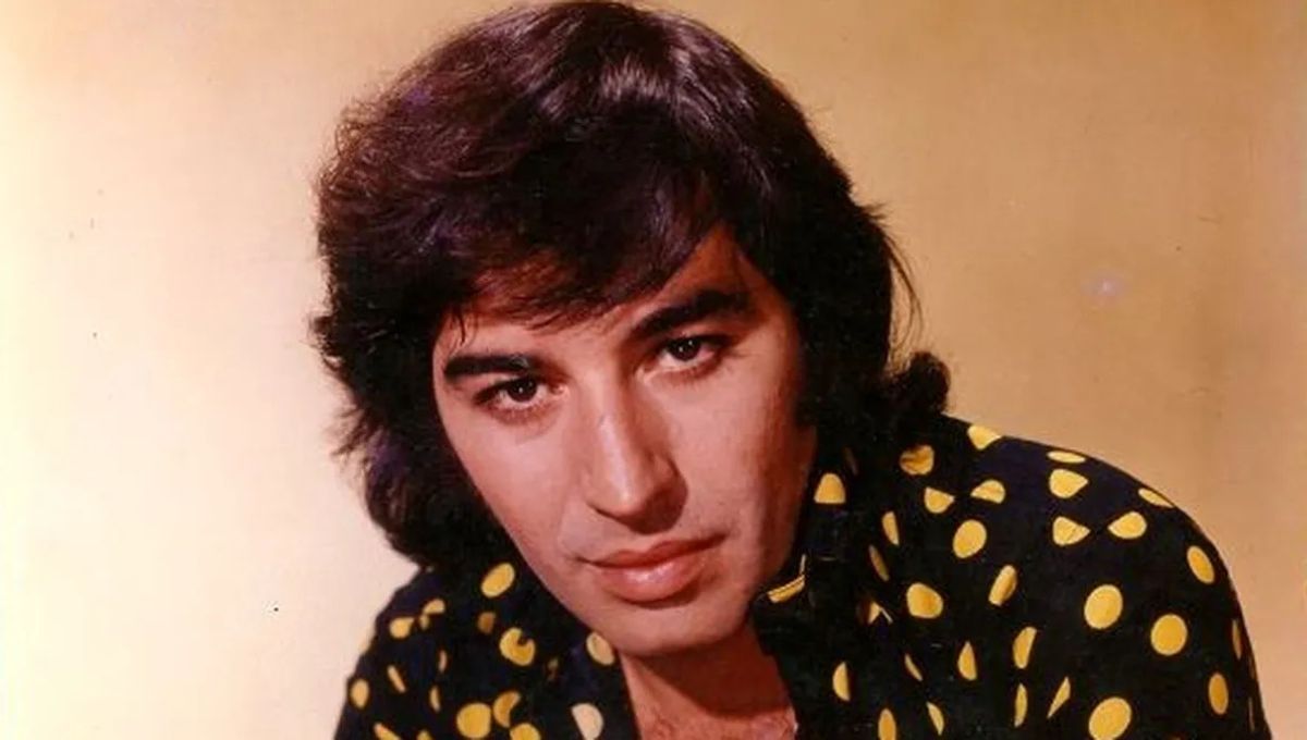 Descubre cómo surgió la icónica canción de Sandro Rosa...Rosa