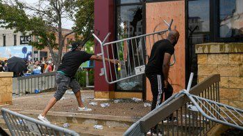 Toque de queda en 25 ciudades de EE.UU. por las protestas antiracistas