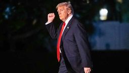 Donald Trump anunció una recompensación económica para sus militares.