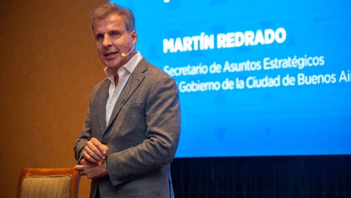 El economista Mart&iacute;n Redrado durante la conferencia que dio en Mendoza.
