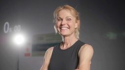 la abuela que hizo una plancha durante 4,5 horas y rompio el record femenino