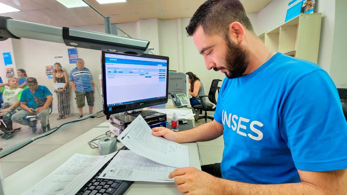 Las y los jubilados ANSES cobrarán en enero 2023 el haber actualizado en el último incremento definido por la fórmula de movilidad.