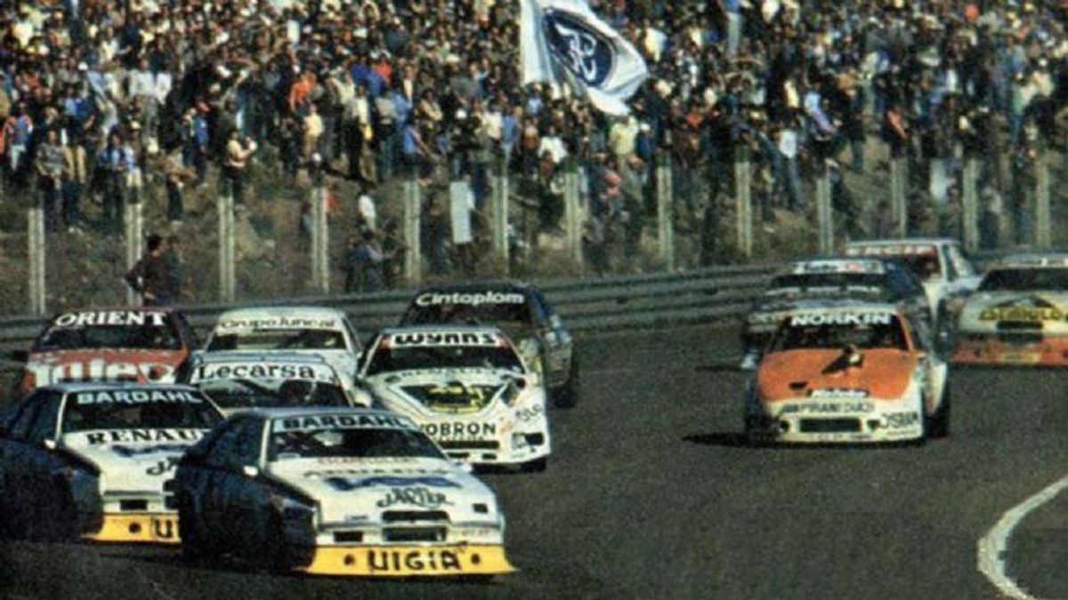 El Zonal Cuyano se prepara para disputar la 75.ª edición del Gran Premio Vendimia. El Zonal Cuyano se prepara para disputar la 75.ª edición del Gran Premio Vendimia.