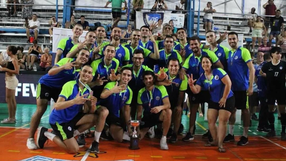 Fundación San Martín de Porres ya le ganó a San Luis Voley y se quedó con el tercer escalón del podio de la Liga Federal. Fundación San Martín de Porres ya le ganó a San Luis Voley y se quedó con el tercer escalón del podio de la Liga Federal.