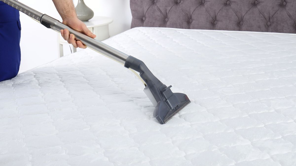 El truco casero para limpiar en profundidad el colchón y dejarlo impecable
