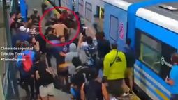 Intentó secuestrar a un menor en un tren, fue golpeado por los pasajeros y detenido