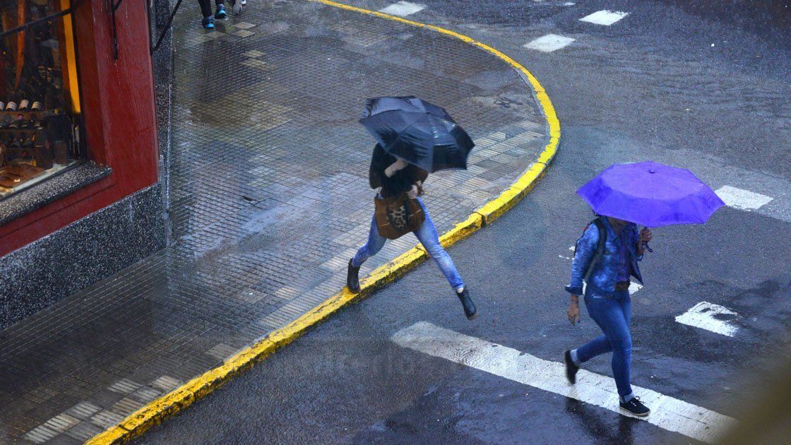 Otra jornada con probables lluvias y vientos con ráfagas en la provincia