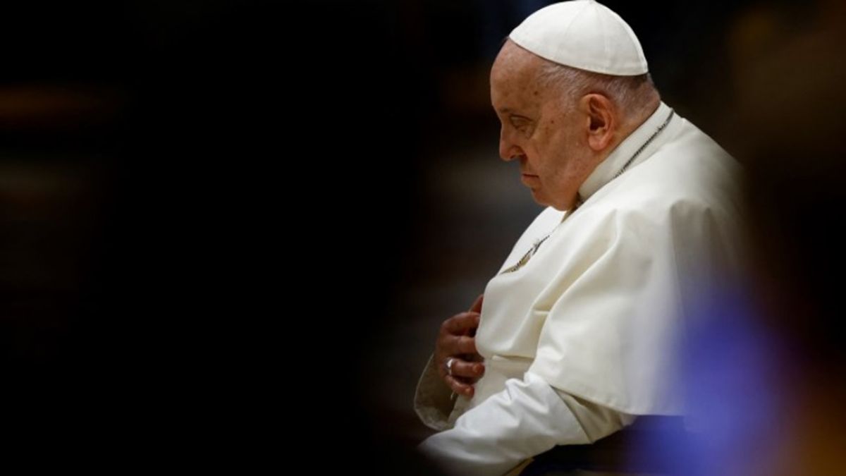 Papa Francisco: por una inflamación en los pulmones