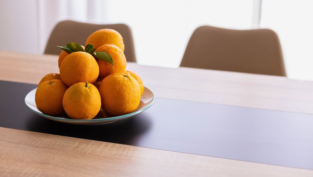 Tanto el color del mantel como la decoración de la mesa, influyen en las energías de la casa.