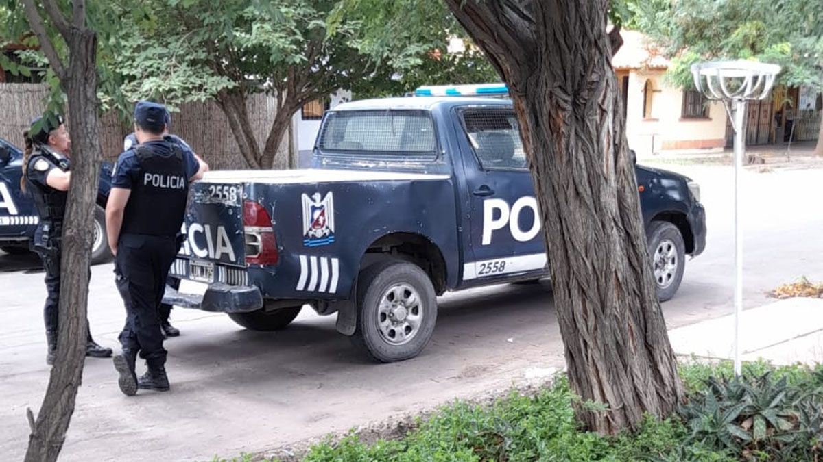 La Policía trabajó en las inmediaciones del barrio Ujemvi
