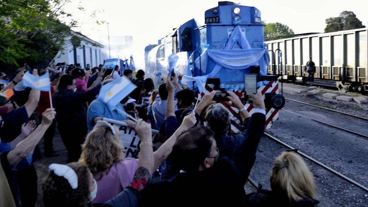 Liturgia peronista en la llegada del Tren Sanitario de la Nación a Palmira