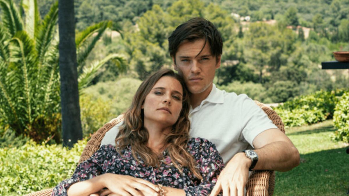 Svenja Jung y Theo Trebs son los protagonistas de la película Caerás. Svenja Jung y Theo Trebs son los protagonistas de la película Caerás.