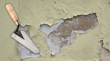 ¿Qué puedo hacer para revivir una pared carcomida por la humedad? ¿Qué puedo hacer para revivir una pared carcomida por la humedad?