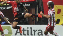 Colón no pudo con Unión y se quedó con las ganas de acercarse a Boca Colón no pudo con Unión y se quedó con las ganas de acercarse a Boca