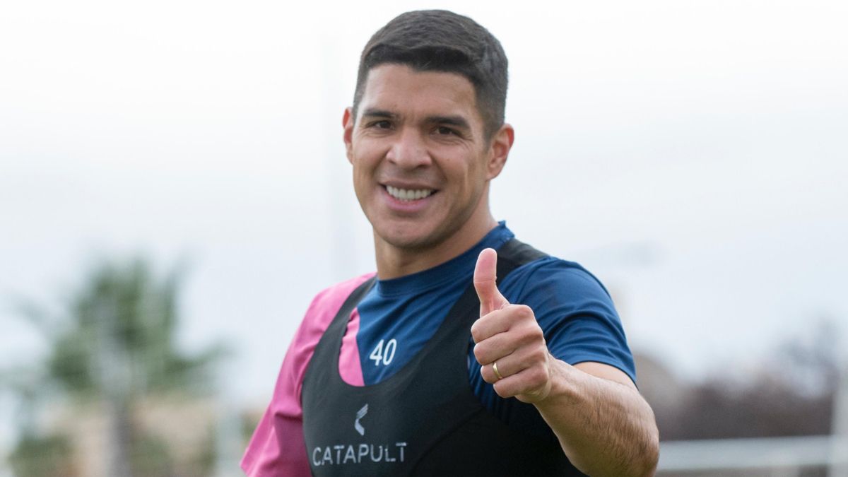 La Lepra recibe a la Academia.