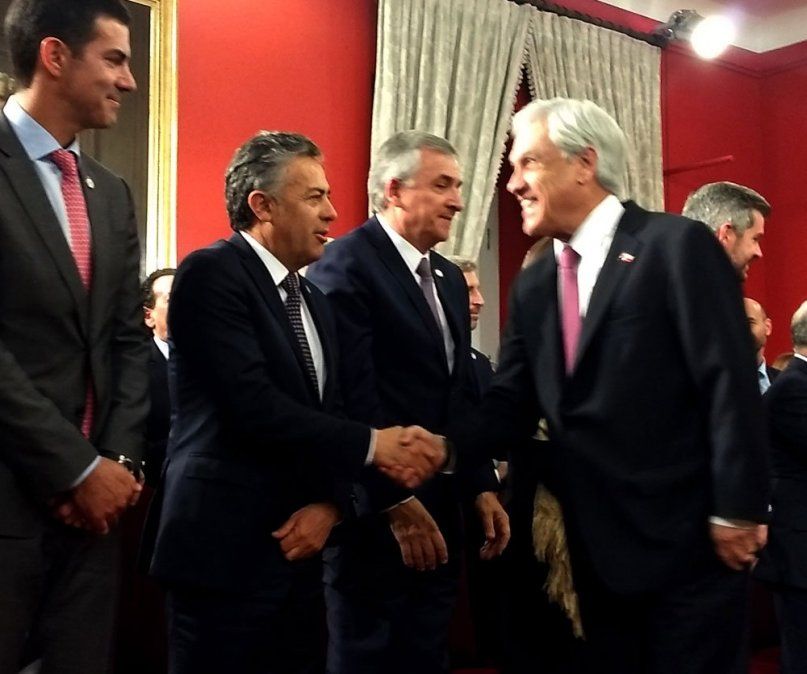 Foto de 20178: Cornejo con Piñera.