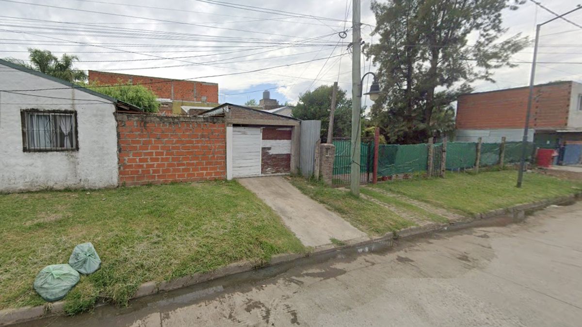 Una violenta discusión que se desató durante una reunión familiar, terminó a los tiros, con un niño de 7 años baleado en el tórax.