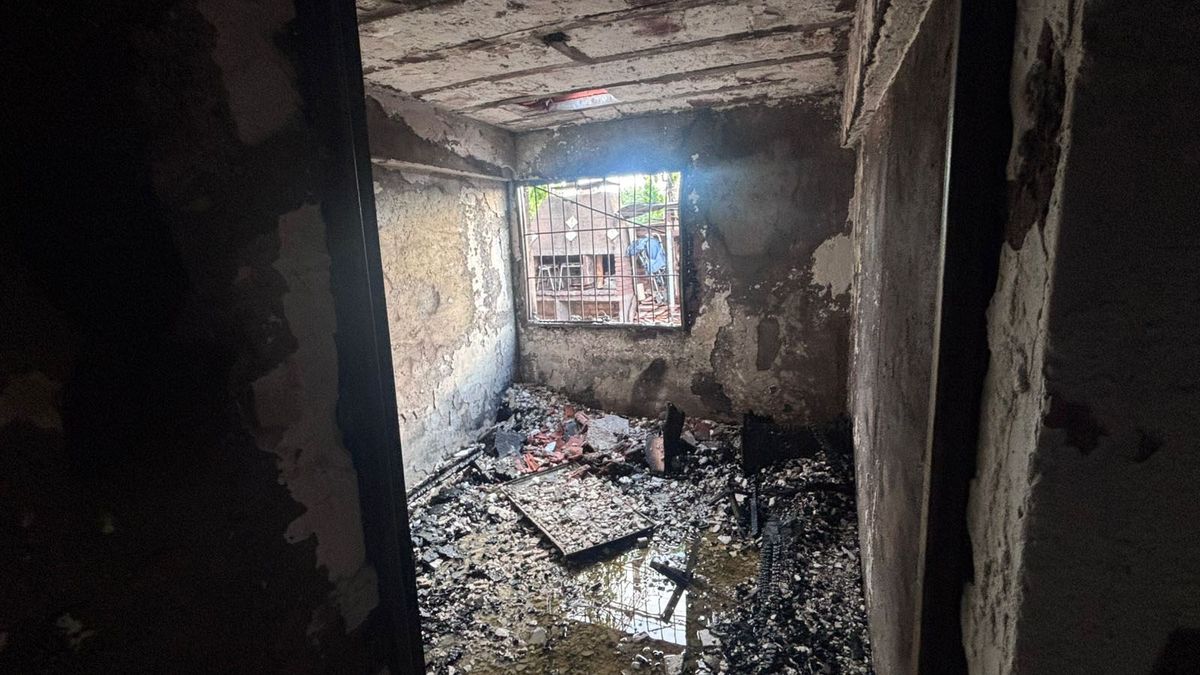 El incendio provocado por el hombre de 45 años dejó a su padre sin casa, sin ropa y sin nada. El incendio provocado por el hombre de 45 años dejó a su padre sin casa, sin ropa y sin nada.