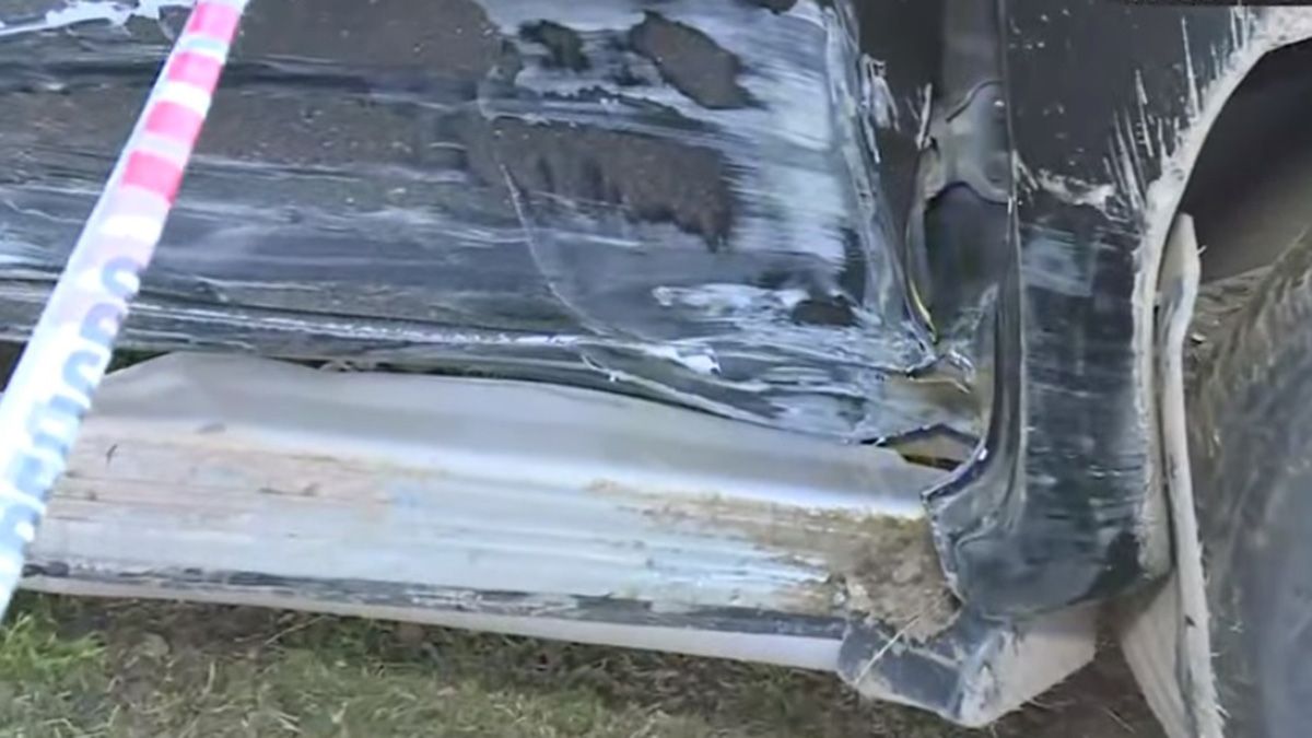 La camioneta del joven fue impactada violentamente por un móvil policial, en Moreno, a escasos metros del ingreso a un barrio privado.&nbsp;