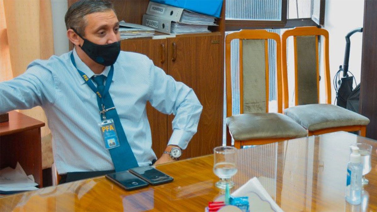 Dino Rossignoli cobraba coimas casi de manera mensual. Dino Rossignoli cobraba coimas casi de manera mensual.